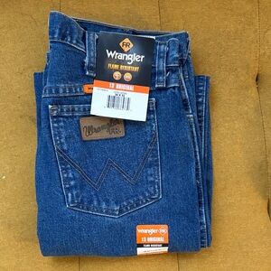 Wrangler Men's Relaxed Fit Blue Jeans